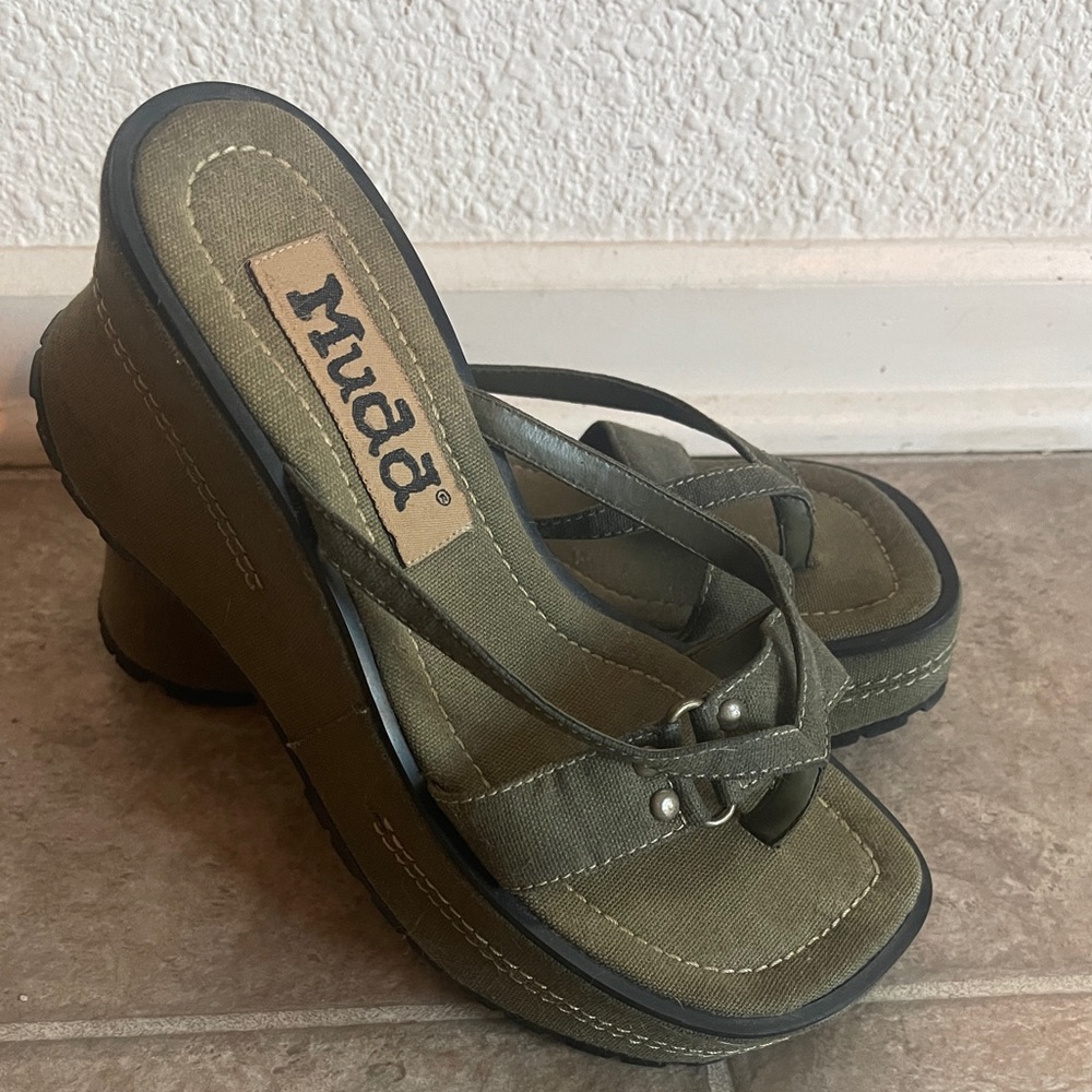 Mudd brand platform shoes y2k
